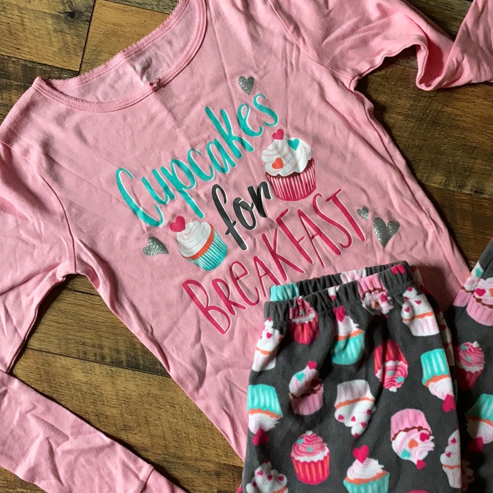 Carters Cupcake 🧁 PJs